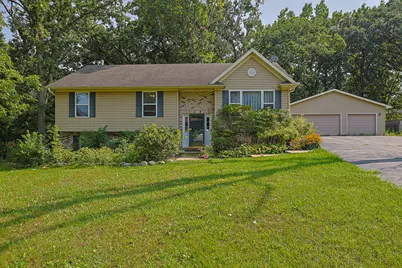 1305 13th Street, Winthrop Harbor, IL 60096 - Photo 1