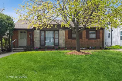 226 Latrobe Avenue, Northfield, IL 60093 - Photo 1
