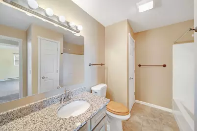 1498 W Sand Bar Court #3D, Round Lake Beach, IL 60073 - Photo 9