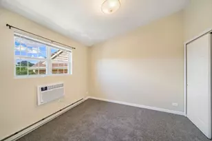 1498 W Sand Bar Ct, Round Lake Beach, IL 60073 - Photo 7