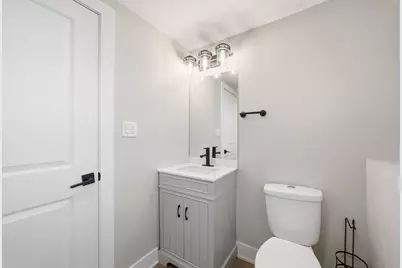 17800 Central Park Avenue, Country Club Hills, IL 60478 - Photo 15