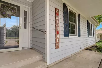 1612 N Leonard Avenue, McHenry, IL 60050 - Photo 3