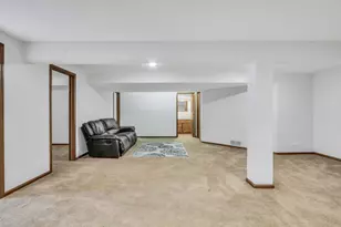 1612 N Leonard Ave, McHenry, IL 60050 - Photo 27