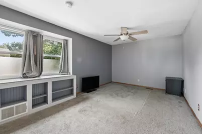 21 Fernwood Drive #21U, Bolingbrook, IL 60440 - Photo 11