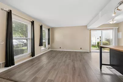 21 Fernwood Drive #21U, Bolingbrook, IL 60440 - Photo 3