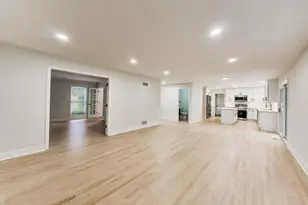 251 Perth Rd, Cary, IL 60013 - Photo 3