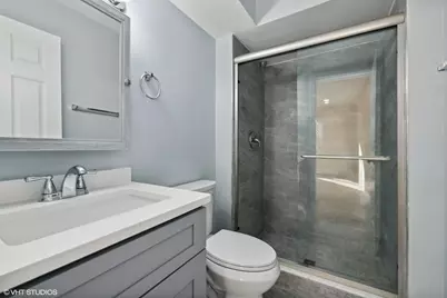 224 W Court Of Shorewood #2A, Vernon Hills, IL 60061 - Photo 9
