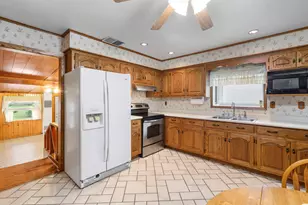 415 N Depot St, Somonauk, IL 60552 - Photo 9