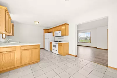5480 Bastian Boulevard, South Beloit, IL 61080 - Photo 7