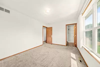 5480 Bastian Boulevard, South Beloit, IL 61080 - Photo 21