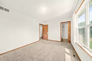 5480 Bastian Blvd, South Beloit, IL 61080 - Photo 21
