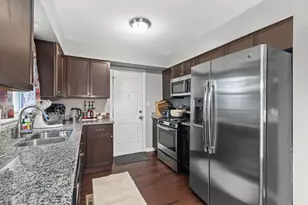 3906 W Theodore St, Joliet, IL 60431 - Photo 5