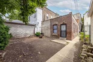 2702 S Spaulding Ave, Chicago, IL 60623 - Photo 25
