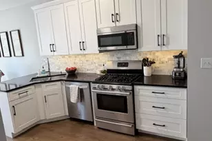 541 Goodwin Dr, Bolingbrook, IL 60440 - Photo 7