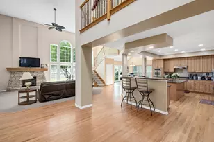 537 N Sycamore Ln, North Aurora, IL 60542 - Photo 15