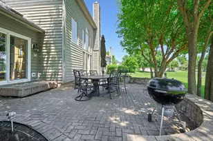 537 N Sycamore Ln, North Aurora, IL 60542 - Photo 31