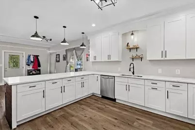 619 S Myrtle Avenue, Kankakee, IL 60901 - Photo 3