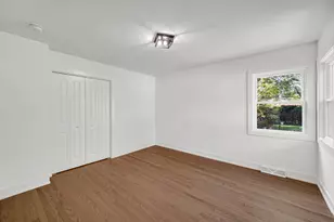 8918 Kilpatrick Ave, Skokie, IL 60076 - Photo 13