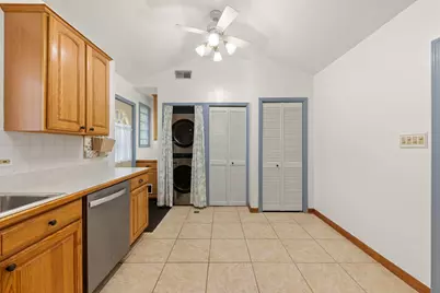 17560 Hillside Avenue, Homewood, IL 60430 - Photo 9