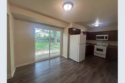 2104 Devon Avenue, Loves Park, IL 61111 - Photo 7