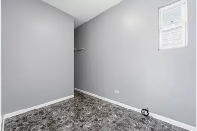 2333 S Whipple Street, Chicago, IL 60623 - Photo 9