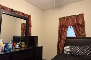 139 N Calhoun St, Aurora, IL 60505 - Photo 9