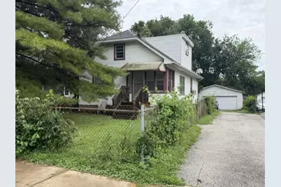 139 N Calhoun Street, Aurora, IL 60505 - Photo 1