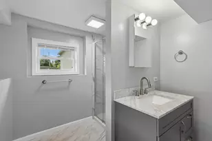 328 N Greenview Ave, Mundelein, IL 60060 - Photo 15