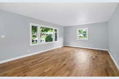 654 W River Street, Bourbonnais, IL 60914 - Photo 5