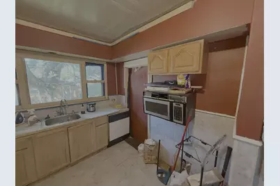 10756 S Eggleston Avenue, Chicago, IL 60628 - Photo 7