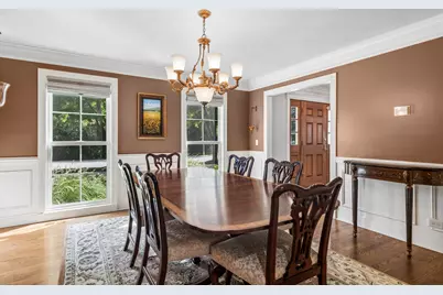 118 S Montclair Avenue, Glen Ellyn, IL 60137 - Photo 5