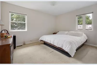 1204 Leeds Lane, Elk Grove Village, IL 60007 - Photo 11