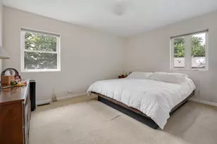1204 Leeds Ln, Elk Grove Village, IL 60007 - Photo 11