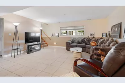 1204 Leeds Lane, Elk Grove Village, IL 60007 - Photo 17