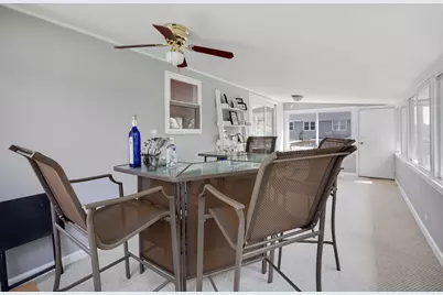 1204 Leeds Lane, Elk Grove Village, IL 60007 - Photo 15