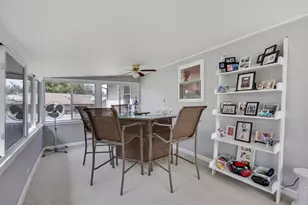 1204 Leeds Ln, Elk Grove Village, IL 60007 - Photo 13