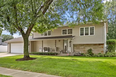 1204 Leeds Lane, Elk Grove Village, IL 60007 - Photo 1