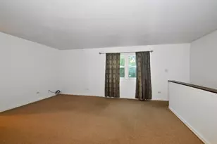 2525 Cedar Glen Dr, Lynwood, IL 60411 - Photo 5