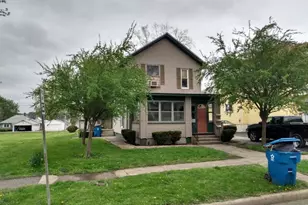 412 E Main St, Hoopeston, IL 60942 - Photo 1