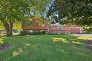 12504 Pine Dr, Genoa, IL 60135 - Photo 1