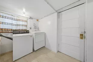 1200 S 15th Ave, Maywood, IL 60153 - Photo 17