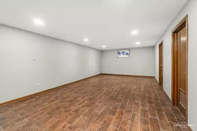 2213 Hamilton Lane, Darien, IL 60561 - Photo 19