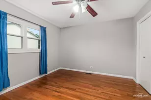 2213 Hamilton Ln, Darien, IL 60561 - Photo 13