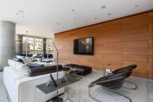 30 W Oak St, Chicago, IL 60610 - Photo 9