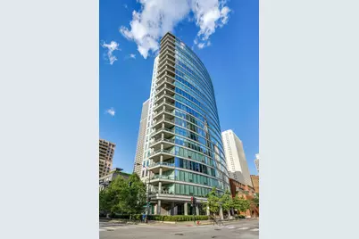30 W Oak Street #7B, Chicago, IL 60610 - Photo 1