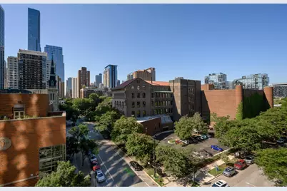 30 W Oak Street #7B, Chicago, IL 60610 - Photo 37
