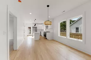 118 N President St, Wheaton, IL 60187 - Photo 11