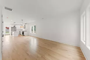 118 N President St, Wheaton, IL 60187 - Photo 5