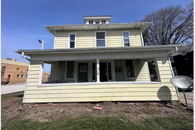 514 E Main Street, Hoopeston, IL 60942 - Photo 1