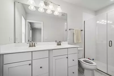69 Nicholas Drive W, Des Plaines, IL 60016 - Photo 15